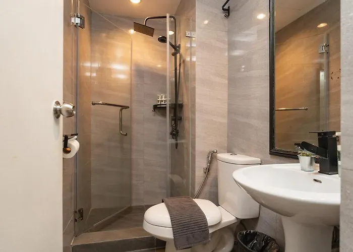 Apartment Tranquil Greenbelt Makati - Free Pool Access *